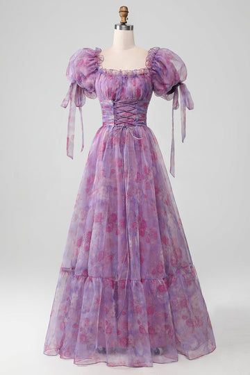 Vestido de fiesta largo con cordones y estampado de línea A morado con mangas abullonadas